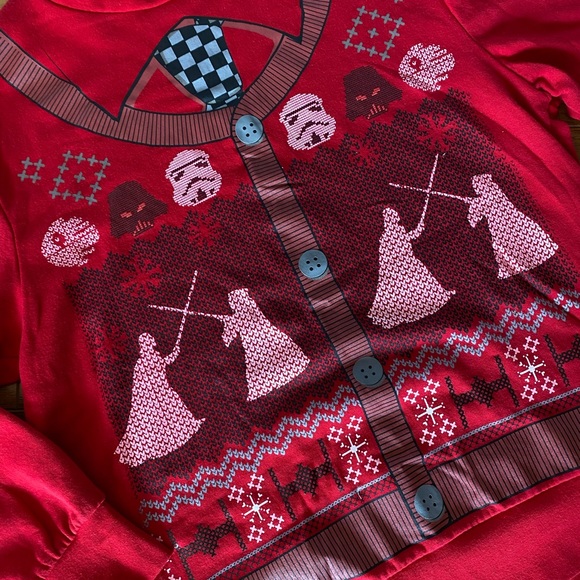 Star Wars Winter Showdown Sweatshirt Medium - Picture 2 of 3